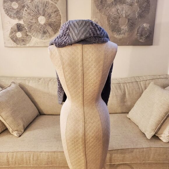 Rebecca Minkoff Blocked Yarn Muffler Scarf - Picture 9 of 13